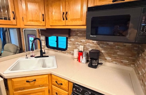 Gadsden House | Comfortable home on wheels