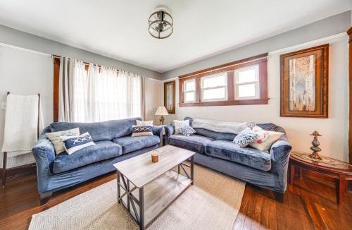 Conneaut House | Conneaut Vacation Rental w/Deck Near Lake Erie!