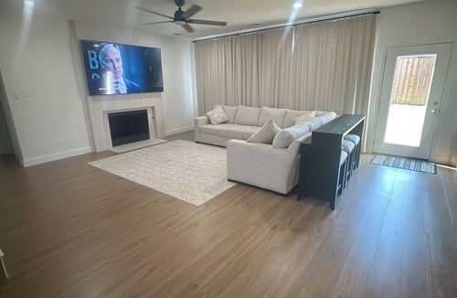 Frisco House | Contemporary 5-bedroom house with beautiful pool in Frisco by the Star