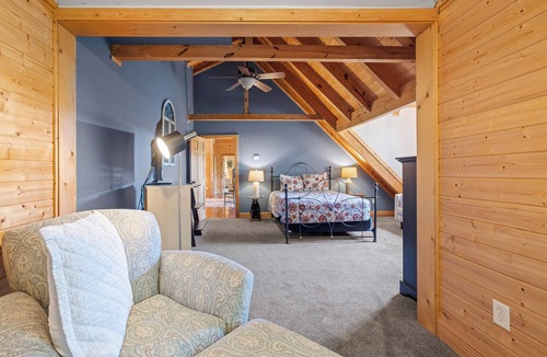 Cleveland Cabin | Copper Canyon - Luxury Lodge located on Private Lake