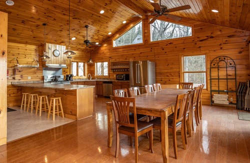 Hammondsport House | Corning Landing: Perfect Family Retreat, 170' of Keuka Lakefront