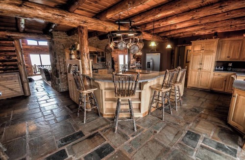 Keene Cabin | Coshocton Hills - 2 Luxury Log Cabins - Lake