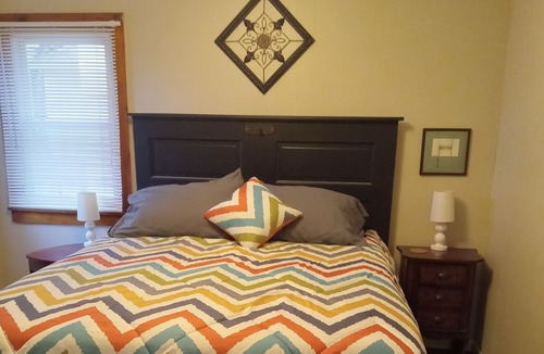 Edinboro Cottage | Cottage near edinboro lake on walnut street
