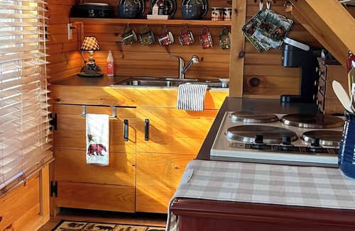 Colebrook Cottage | Cottage w Breathtaking Views of 22 Mountain Peaks, Direct Access to ATV Trails.