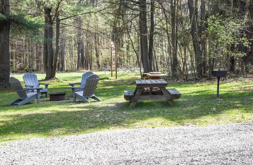 Leeper Cottage | Country Cottage in Leeper PA