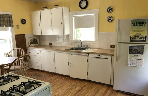 Brooksville House | Country Cottage with Gardens