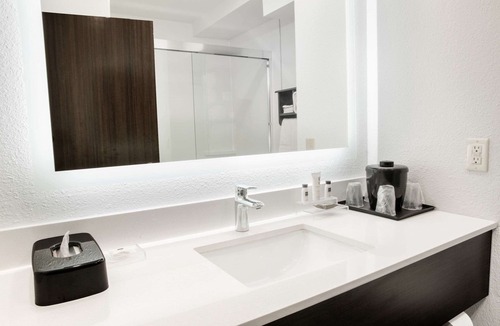 Columbus Hotel | Country Inn & Suites by Radisson, Columbus West, OH