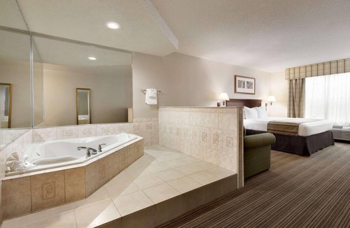 Kingsland Hotel | Country Inn Suites By Radisson Kingsland Ga