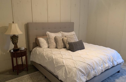 Sulphur Springs House | Country Living in the City: Sunset Meadows