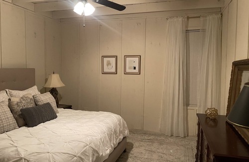 Sulphur Springs House | Country Living in the City: Sunset Meadows