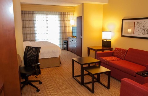 Cranberry Township Hotel | Courtyard by Marriott Pittsburgh North/Cranberry Woods