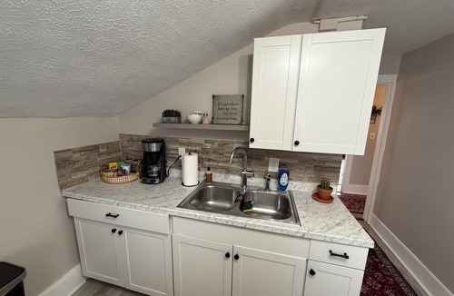 Geneva Apartment | Cozy 1-bed, 1-bath apartment in Geneva, NY, steps from downtown & Seneca Lake!