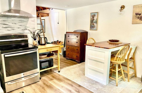 Somesville Cabin | Cozy 1-bedroom cabin with a loft in Mount Desert