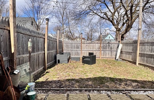 Lockport House | Cozy 1-bedroom house in lovely Lockport with AC