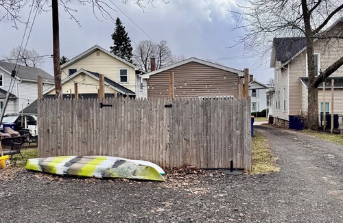 Lockport House | Cozy 1-bedroom house in lovely Lockport with AC