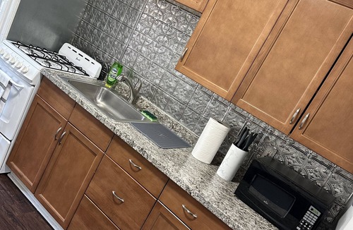 Central Business District Apartment | Cozy 1BR Apt in the heart of Downtown