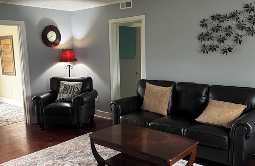 Westfield House | Cozy 2-bedroom child and dog-friendly house in the Village Westfield