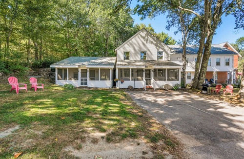 Naples Cabin | Cozy 2-bedroom Cottage on the Naples Causeway