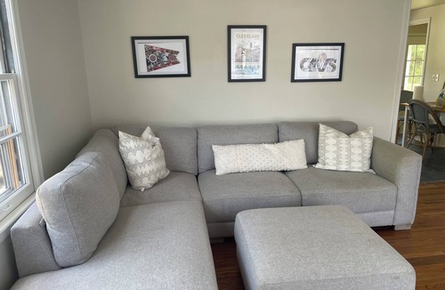 Chagrin Falls House | Cozy 2-bedroom house in Chagrin Falls Village, Walk to Everything