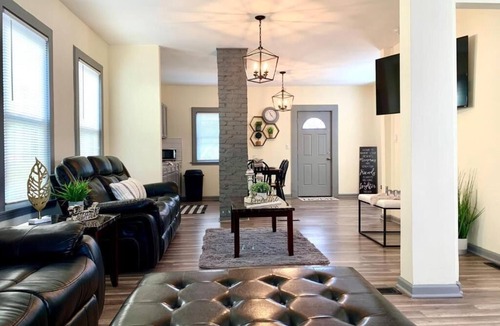 Niagara Falls House | Cozy 3BR 1BA Short drive to Niagara Falls