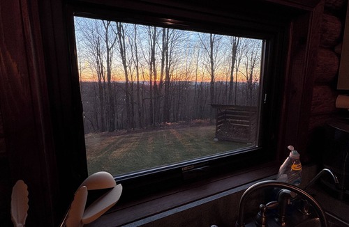 Coudersport Cabin | Cozy 4-bedroom cabin in Coudersport with View, Games, Fire Pit & Screen Porch