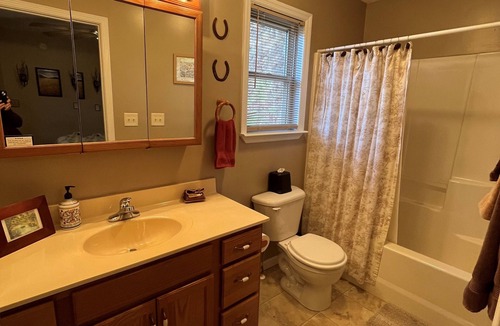 Marble Cabin | Cozy Appalachian Mountain Cabin with a beautiful mountain range view & sunsets