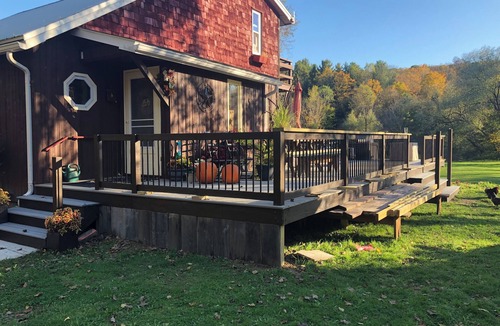 Scio House | Cozy Beautiful cottage home, w/hot tub and pet friendly