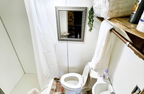 Jerusalem Cabin | Cozy cabin features features queen pullout and twin in loft. Pet friendly