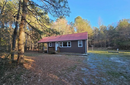 Lincoln Cabin | Cozy Cabin Getaway at Gum Branch Acres – Perfect for a Quiet Escape