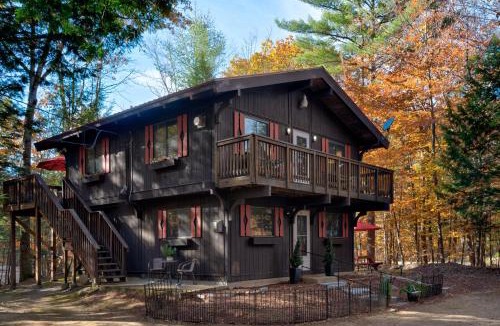 Conway Ski Chalet | Cozy Cabin in Heart of Conway