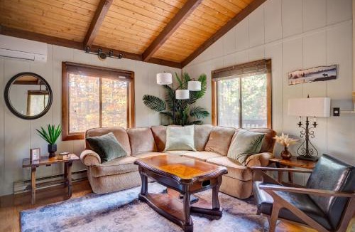 Conway Ski Chalet | Cozy Cabin in Heart of Conway