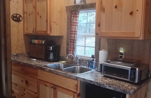 Cason Cabin | Cozy cabin in the piney woods