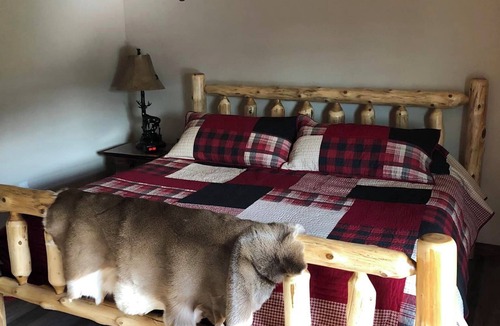 Fort Kent Mills Cabin | Cozy cabin/lodge nestled in a cove on Long Lake, St. David ME.