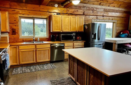 Homer Cabin | Cozy Cabin with Amazing Viewsnn