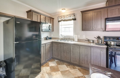 Cassopolis Cottage | Cozy Cassopolis Cabin, Near Parks & Golfing!
