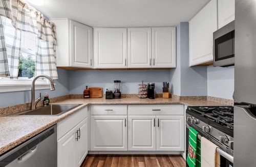 Cheektowaga House | Cozy Cleveland Hill Retreat: Perfect for Family Fun or Game Day Getaways!
