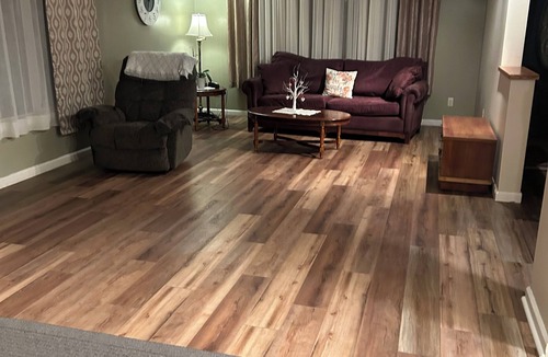 Warren House | Cozy Connection near downtown Warren