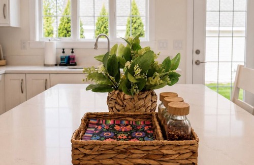 Arundel Cottage | Cozy cottage close to Wells & Kennebunk, Pools Local Beaches Family‑Friendly