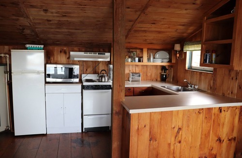 Medomak Cottage | Cozy Cottage with spectacular salt water view/4 Kayaks available/