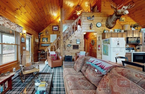 Greenville House | Cozy, dog-friendly waterfront cabin with large yard, porch, dock, & lake views