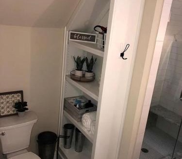 Siloam Springs House | Cozy Farmhouse Loft Retreat with Garage & Scenic Views in Siloam Springs, Arkansas