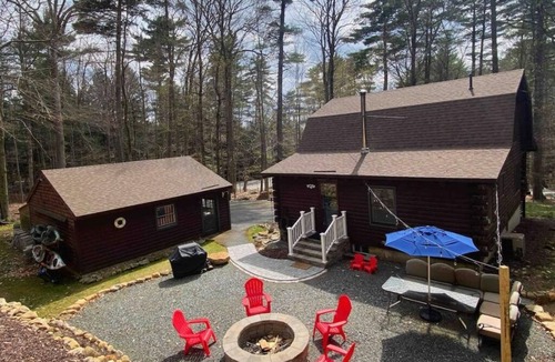 Kattskill Bay Cabin | Cozy Fishing and Get-A-Way Cabin minutes from Lake George