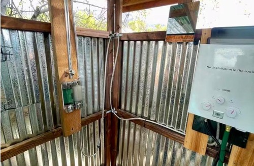 North Salt Lake House | Cozy Glamping Pod Outdoor Kitchen and Shower