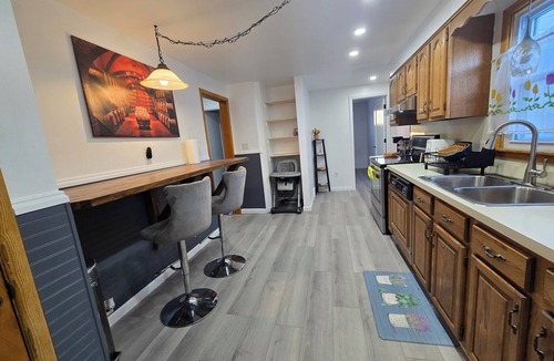 Amherst House | Cozy House in Amherst NY, near UB, Niagara Falls,Airport, Bill Stadium