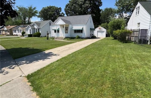 Amherst House | Cozy House in Amherst NY, near UB, Niagara Falls,Airport, Bill Stadium