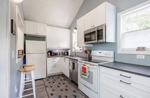 Honeoye Cottage | Cozy Lake Cottage - Pet Friendly