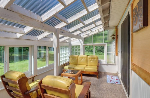 Lake Luzerne-Hadley House | Cozy Lake Luzerne Home - 1 Mi to Wayside Beach!