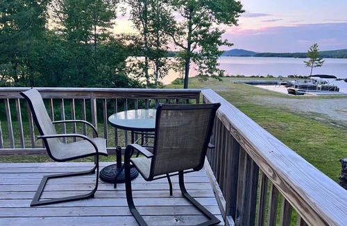 Greenville Cabin | Cozy Lakeside Duplex Cabin on Moosehead, 10-min walk to Downtown Greenville