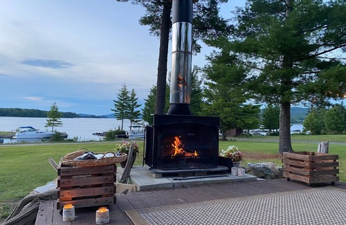 Greenville Cabin | Cozy Lakeside Duplex Cabin on Moosehead, 10-min walk to Downtown Greenville