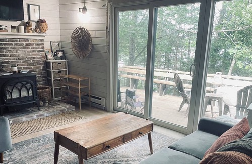 South China Cabin | Cozy Mid-Coast Cabin on China Lake-Family Friendly!